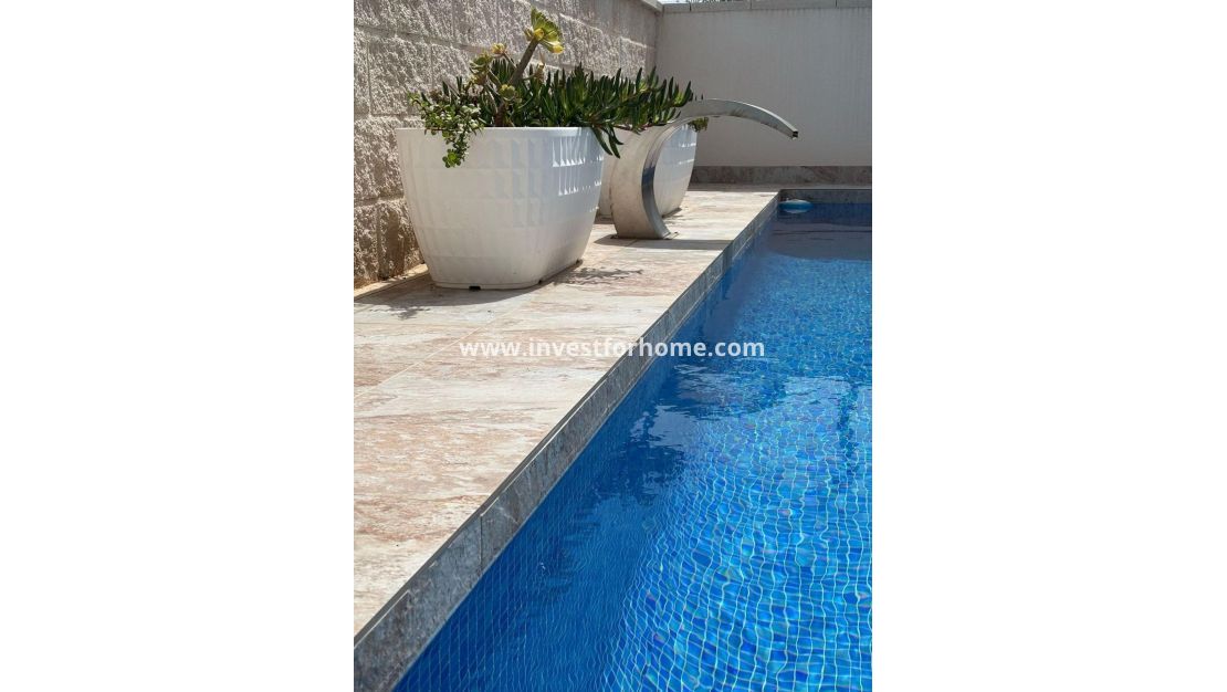 Försäljning - Villa - Orihuela Costa - Villamartín-las Filipinas