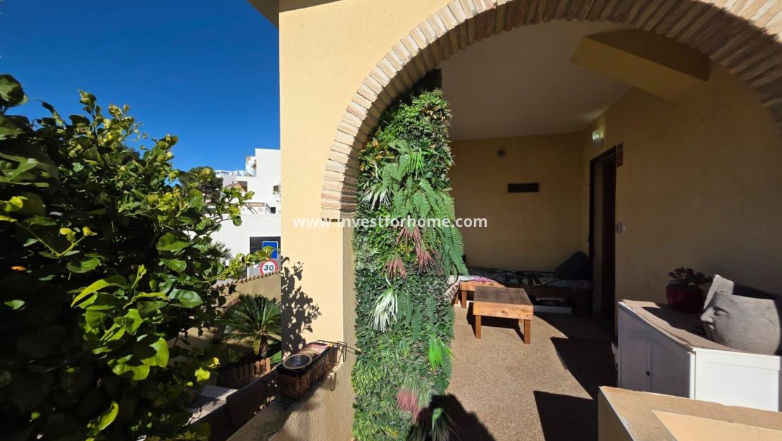 Försäljning - Villa - Orihuela Costa - Villamartín-las Filipinas