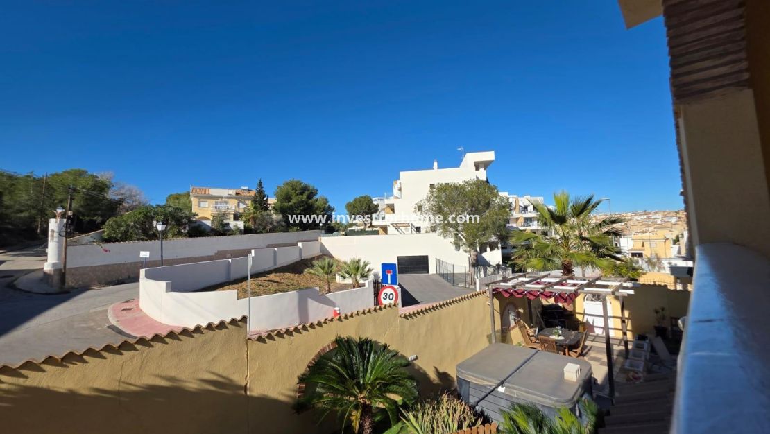 Försäljning - Villa - Orihuela Costa - Villamartín-las Filipinas