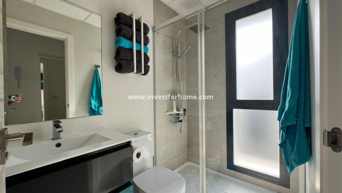 Försäljning - Villa - Orihuela Costa - Villamartín-las Filipinas
