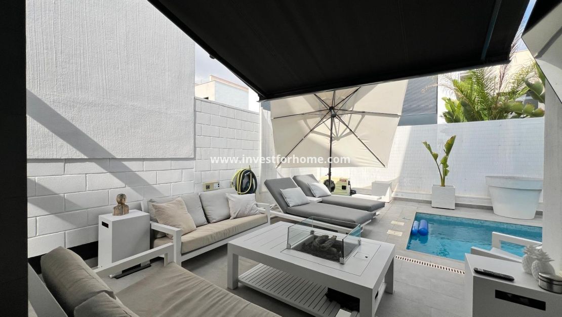Försäljning - Villa - Orihuela Costa - Villamartín-las Filipinas