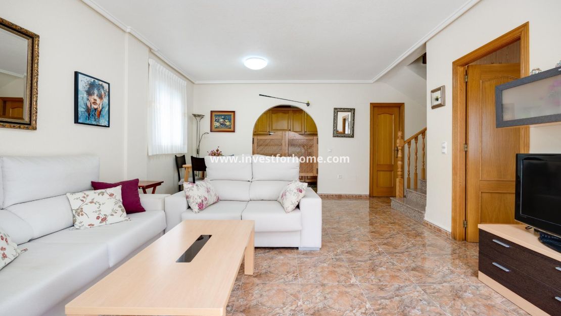 Försäljning - Villa - Orihuela Costa - Villamartín