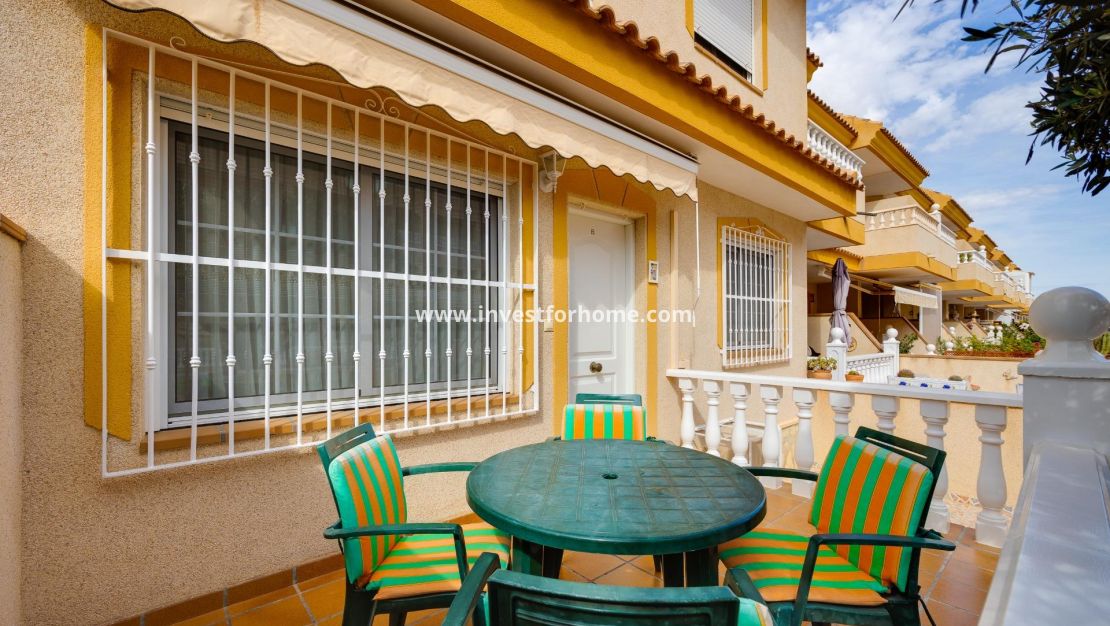 Försäljning - Villa - Orihuela Costa - Villamartín