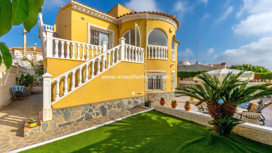 Försäljning - Villa - Orihuela Costa - Villamartín