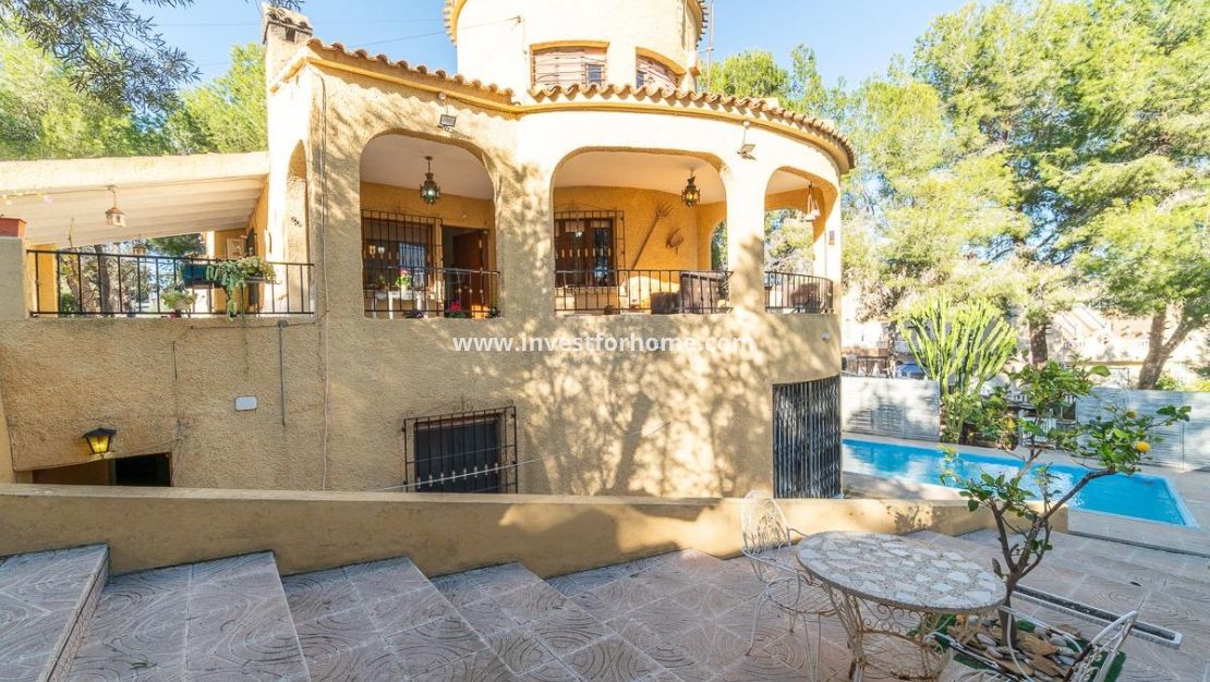 Försäljning - Villa - Orihuela Costa - Villamartín