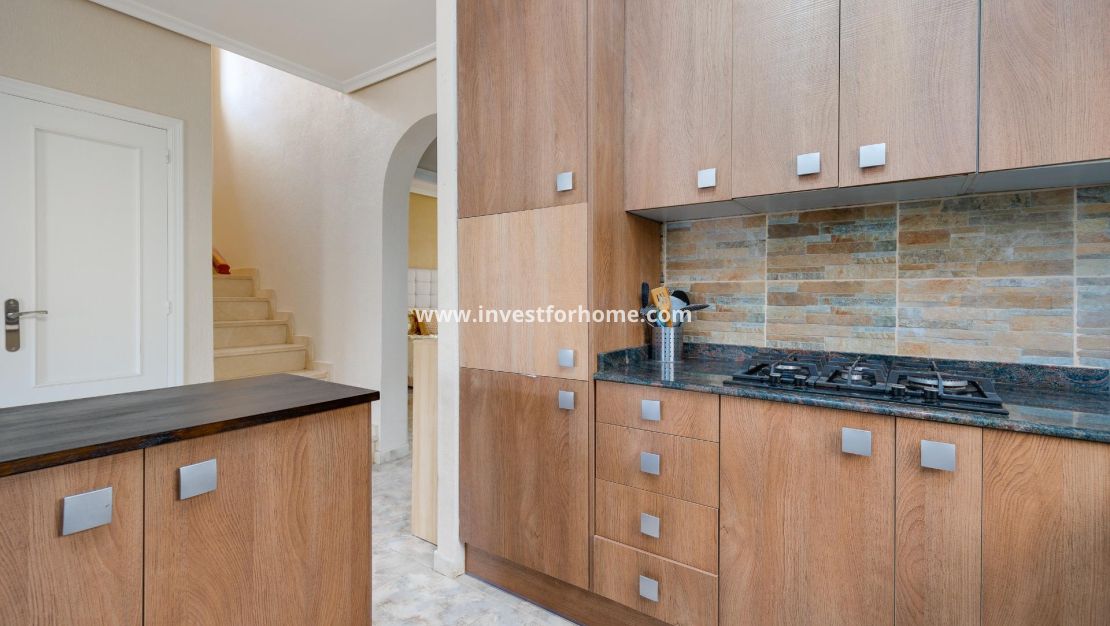 Försäljning - Villa - Orihuela Costa - Villamartín