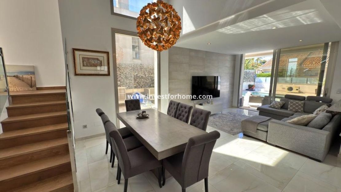 Försäljning - Villa - Orihuela Costa - Villamartín