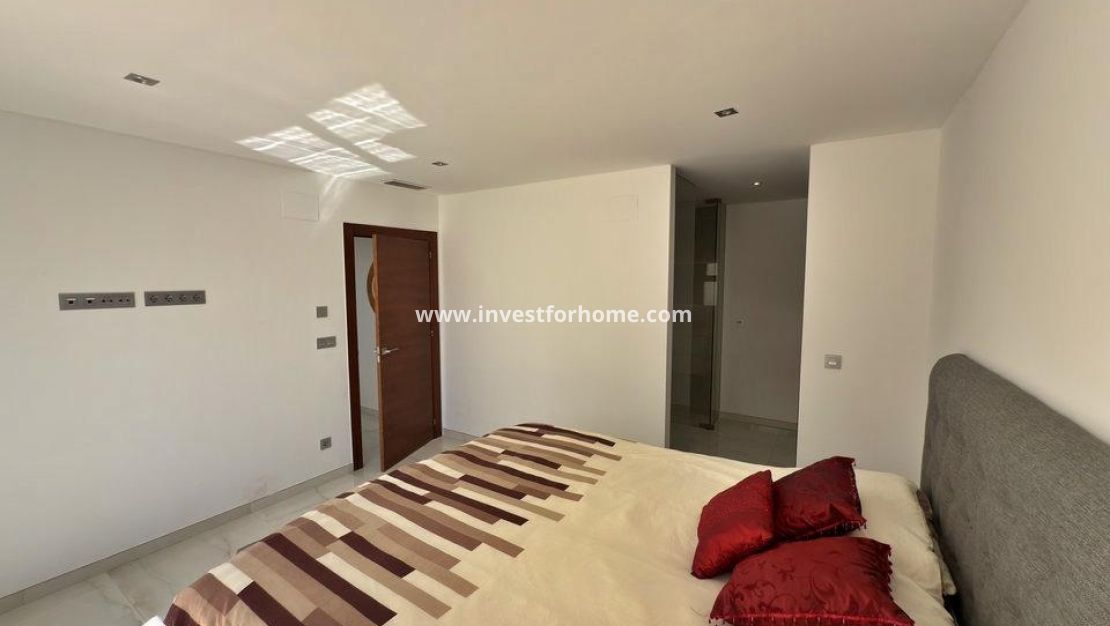 Försäljning - Villa - Orihuela Costa - Villamartín