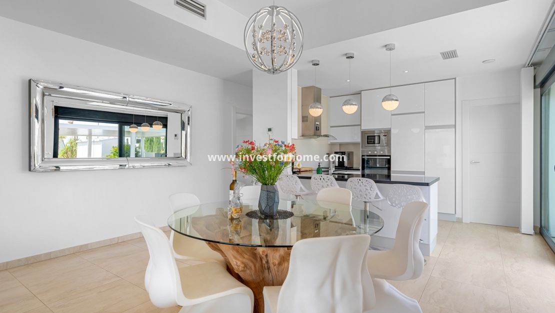 Försäljning - Villa - Orihuela Costa - Villamartín