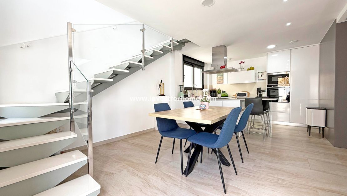 Försäljning - Villa - Orihuela Costa - Villamartín