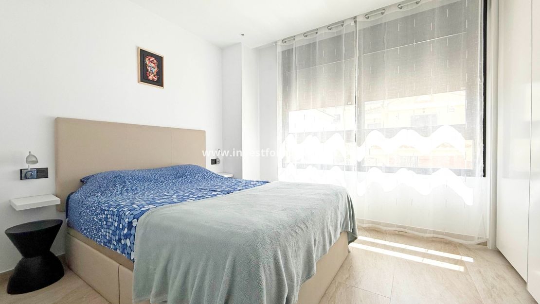 Försäljning - Villa - Orihuela Costa - Villamartín