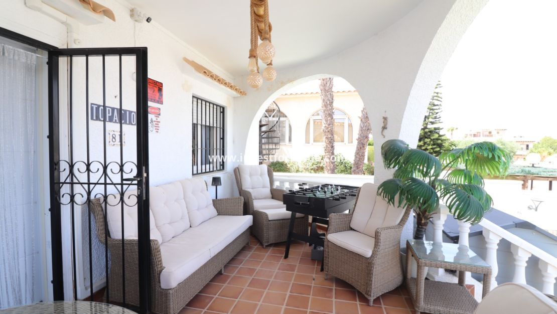Försäljning - Villa - Orihuela Costa - Villamartín