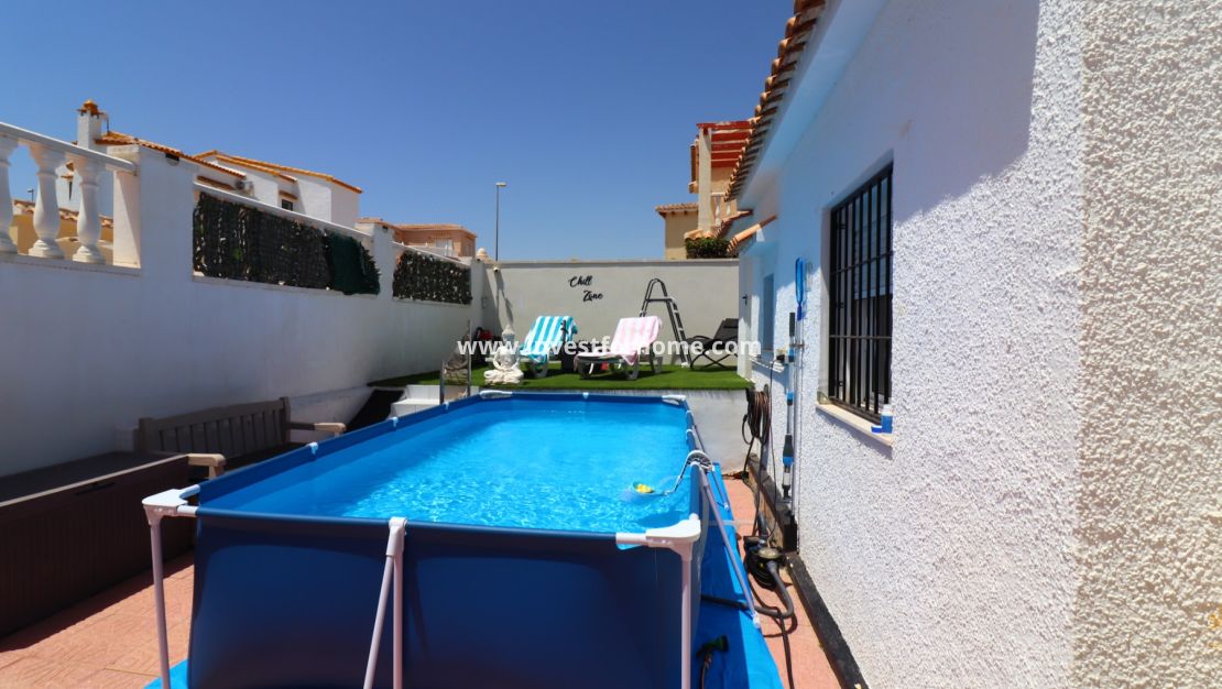 Försäljning - Villa - Orihuela Costa - Villamartín