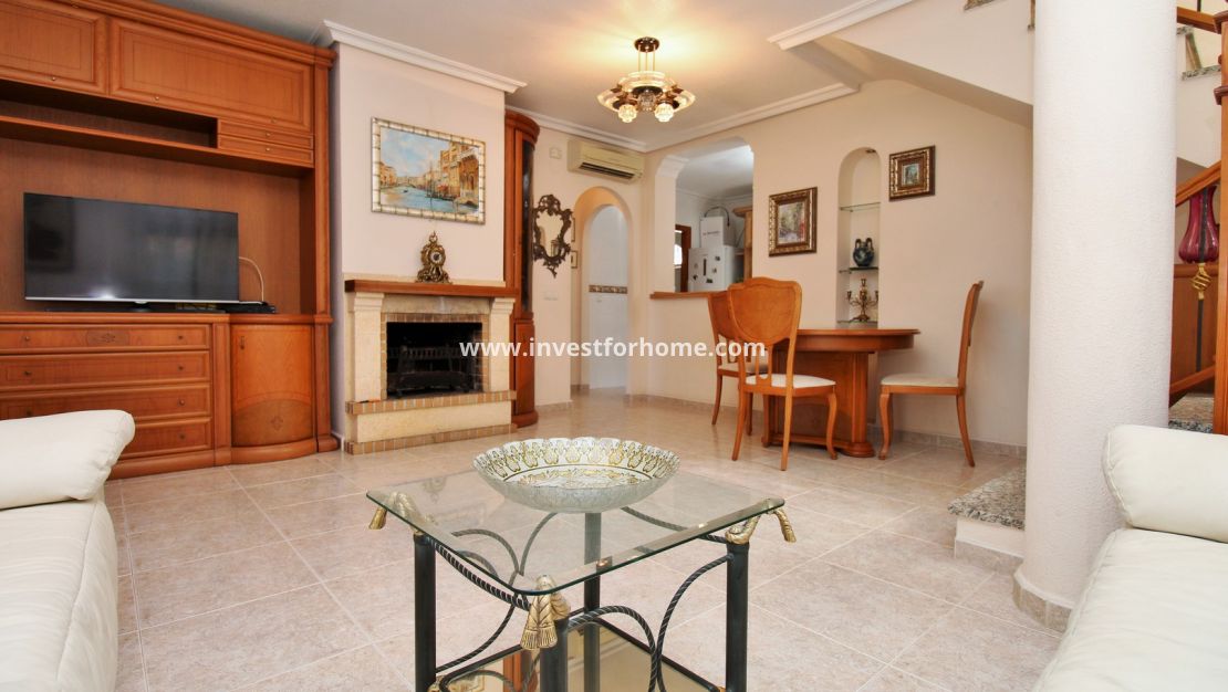 Försäljning - Villa - Orihuela Costa - Villamartín
