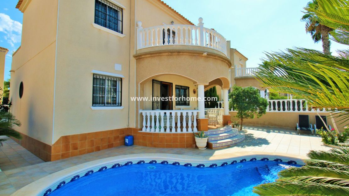 Försäljning - Villa - Orihuela Costa - Villamartín