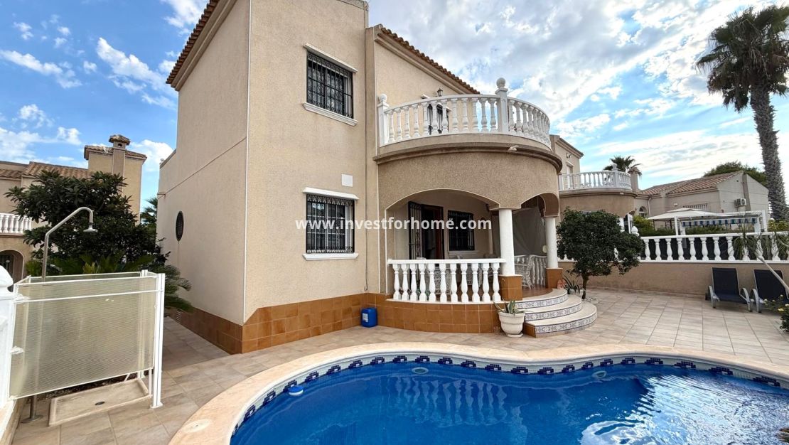 Försäljning - Villa - Orihuela Costa - Villamartín