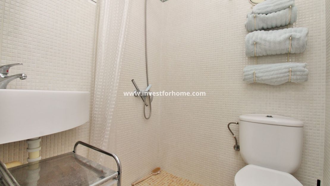 Försäljning - Villa - Orihuela Costa - Villamartín