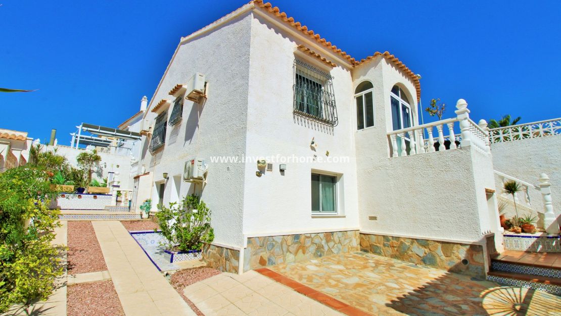 Försäljning - Villa - Orihuela Costa - Villamartín