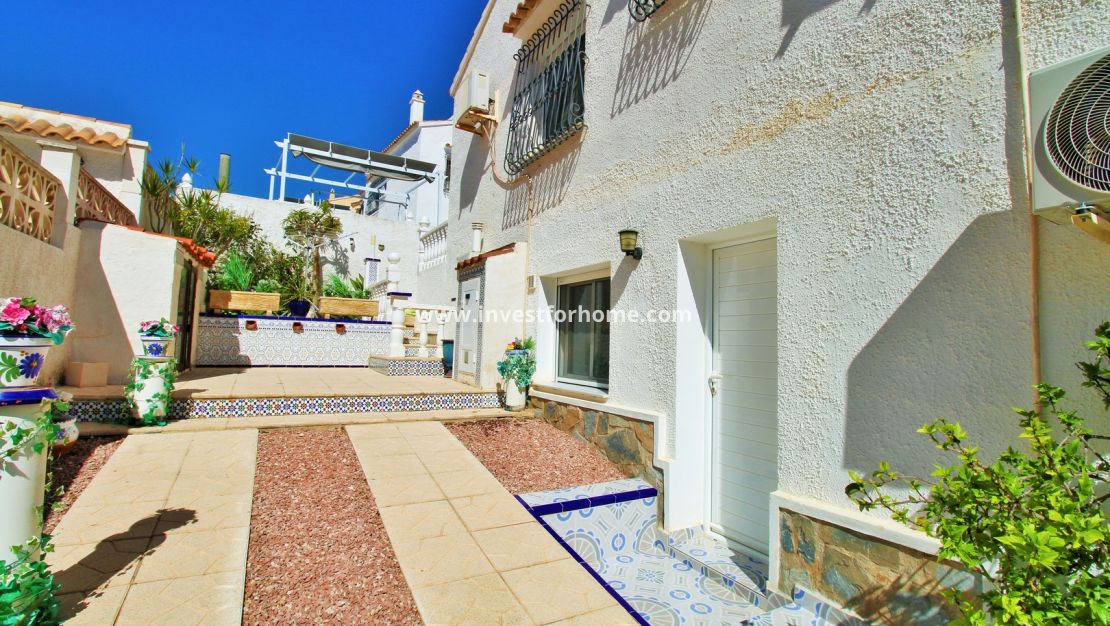 Försäljning - Villa - Orihuela Costa - Villamartín