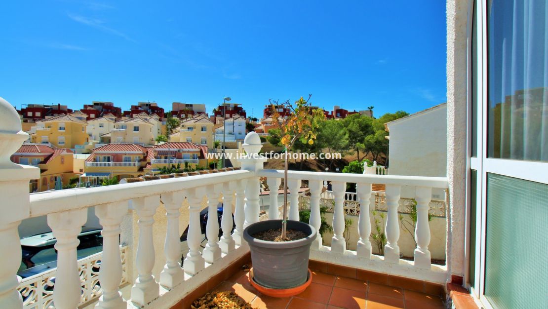 Försäljning - Villa - Orihuela Costa - Villamartín