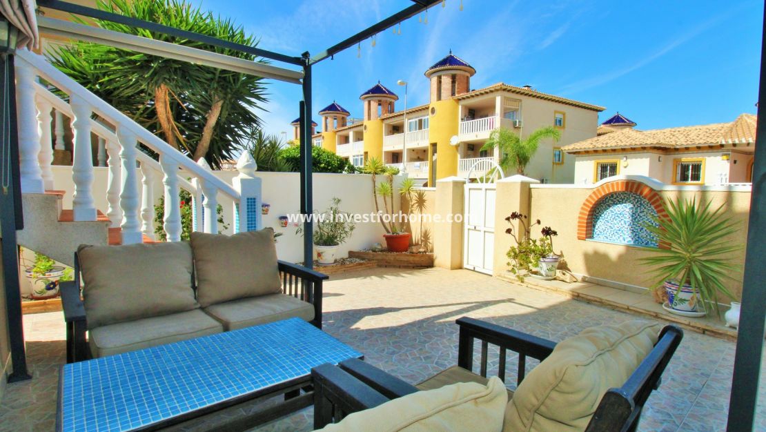 Försäljning - Villa - Orihuela Costa - Villamartín