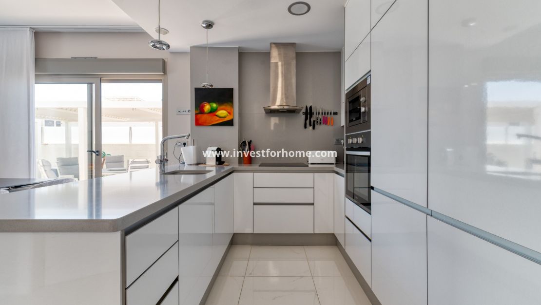 Försäljning - Villa - Orihuela Costa - Villamartín