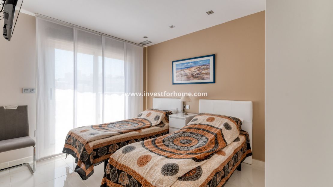 Försäljning - Villa - Orihuela Costa - Villamartín