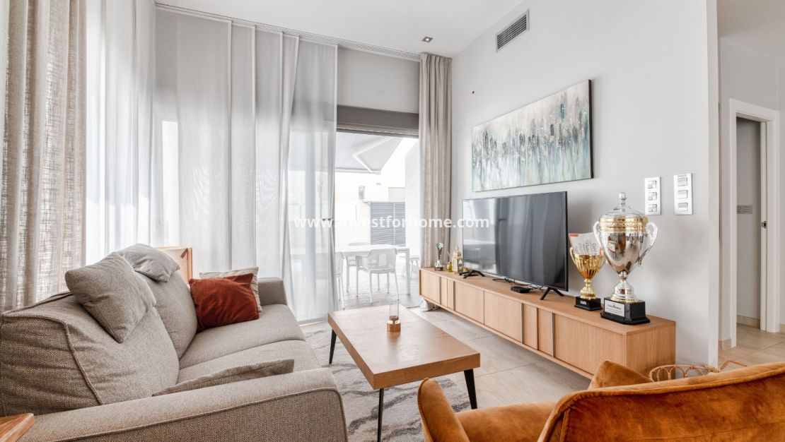 Försäljning - Villa - Orihuela Costa - Villamartín