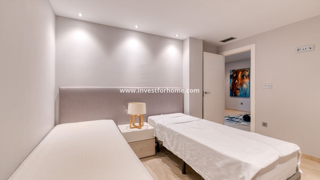 Försäljning - Villa - Orihuela Costa - Villamartín