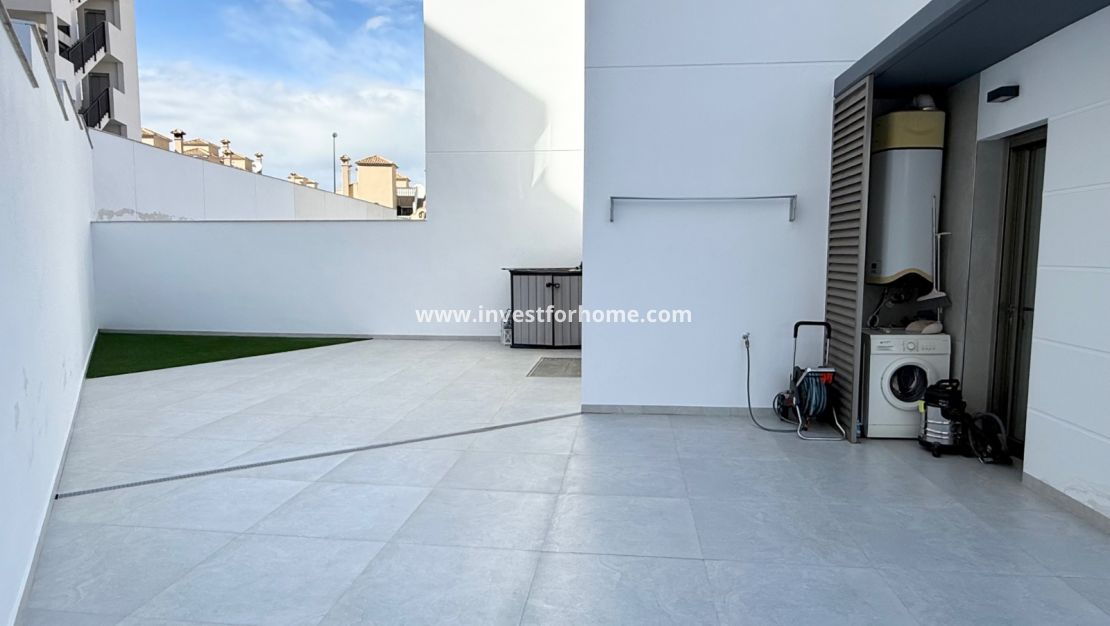 Försäljning - Villa - Orihuela Costa - Villamartín