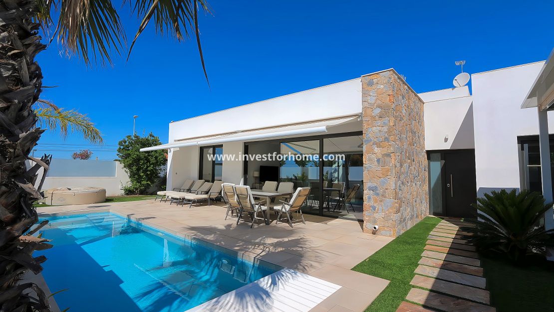 Försäljning - Villa - Pilar de la Horadada - Costa Blanca