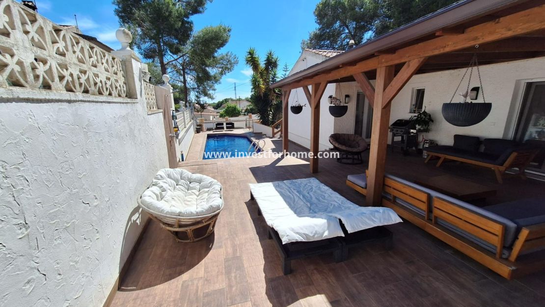 Försäljning - Villa - Pilar de la Horadada - Pinar de Campoverde