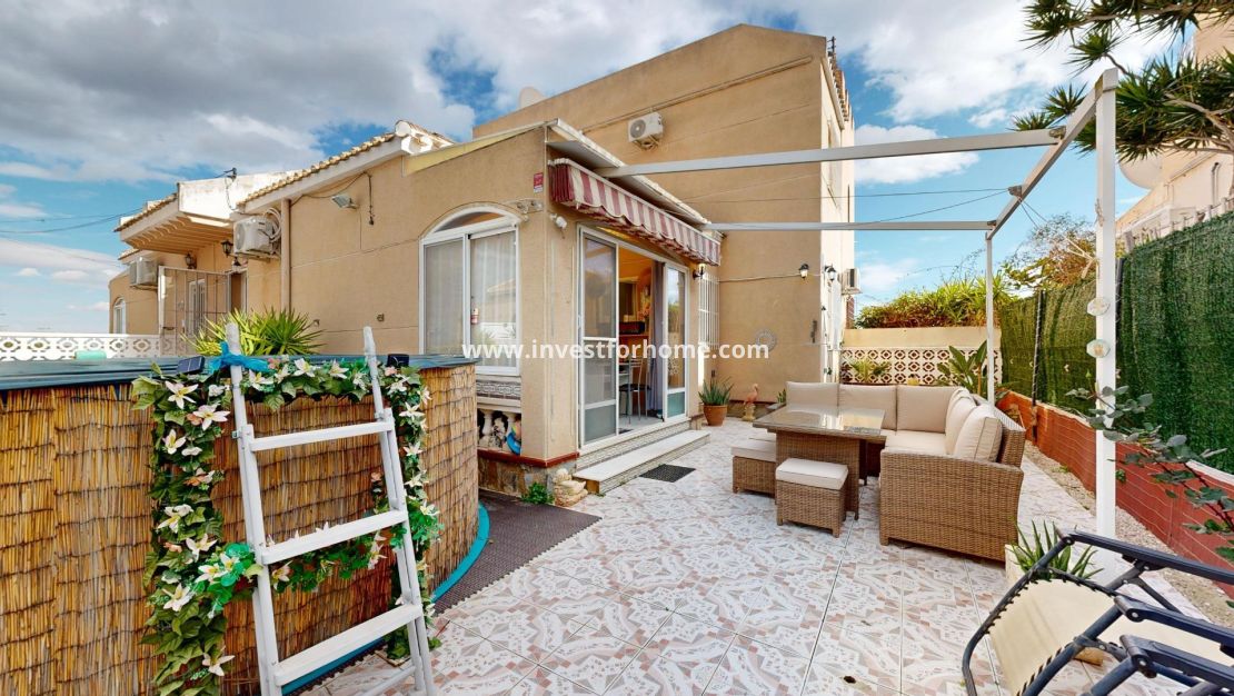 Försäljning - Villa - San Miguel de Salinas - 03193
