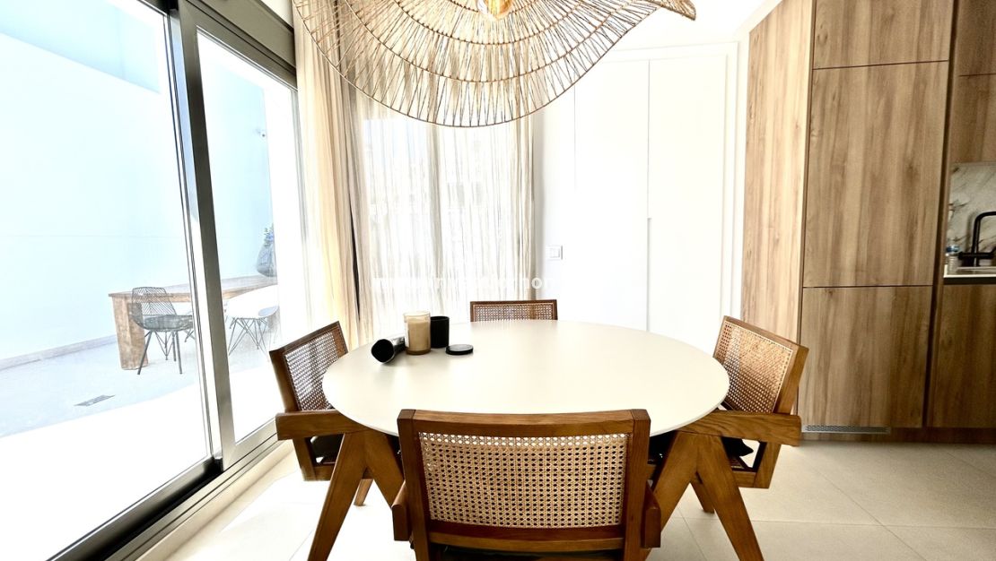 Försäljning - Villa - San Miguel de Salinas - Inland