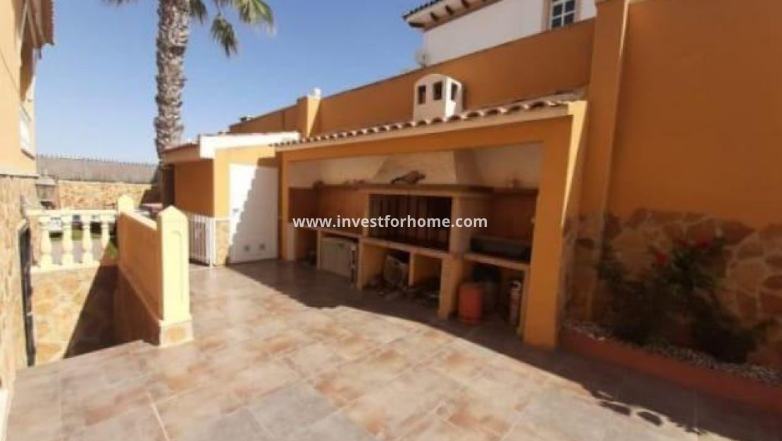 Försäljning - Villa - Torrevieja - aguas nuevas