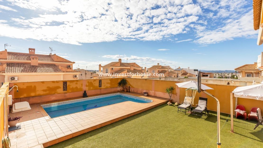 Försäljning - Villa - Torrevieja - aguas nuevas