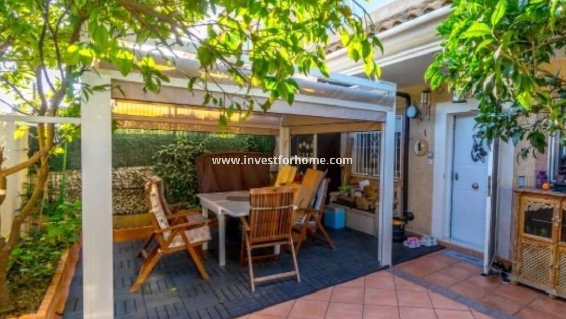 Försäljning - Villa - Torrevieja - aguas nuevas