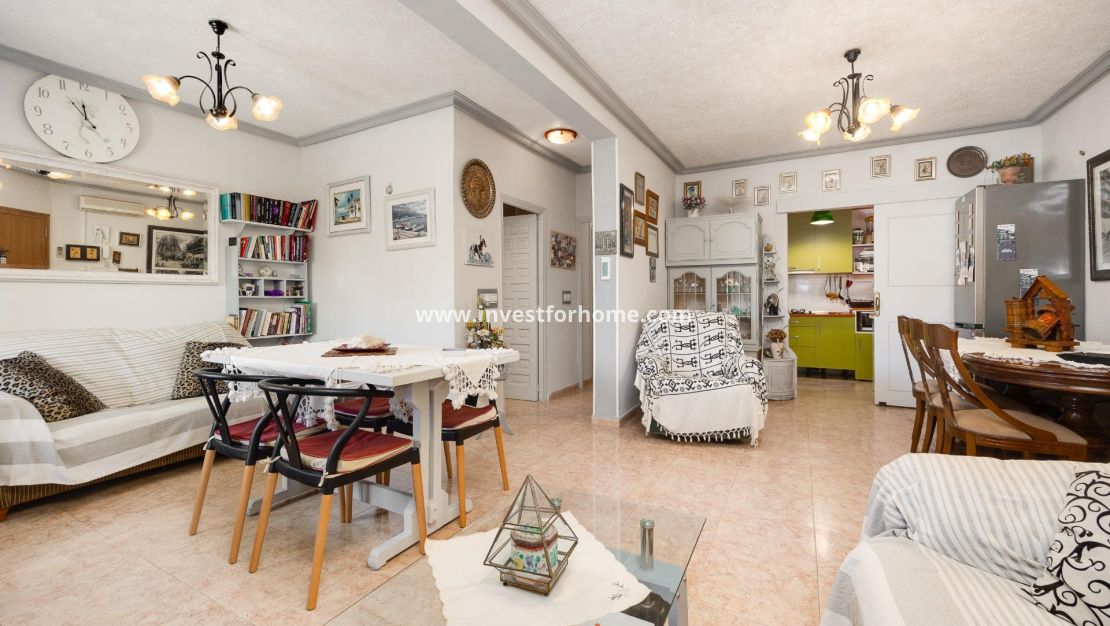 Försäljning - Villa - Torrevieja - aguas nuevas