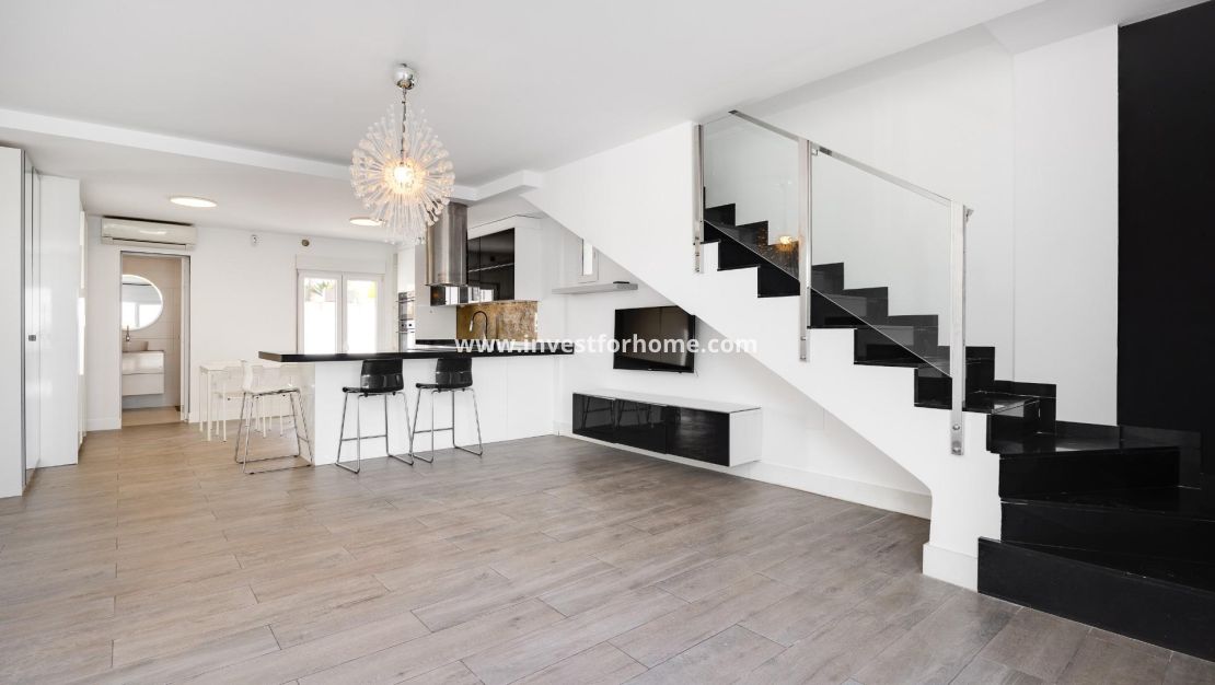 Försäljning - Villa - Torrevieja - aguas nuevas