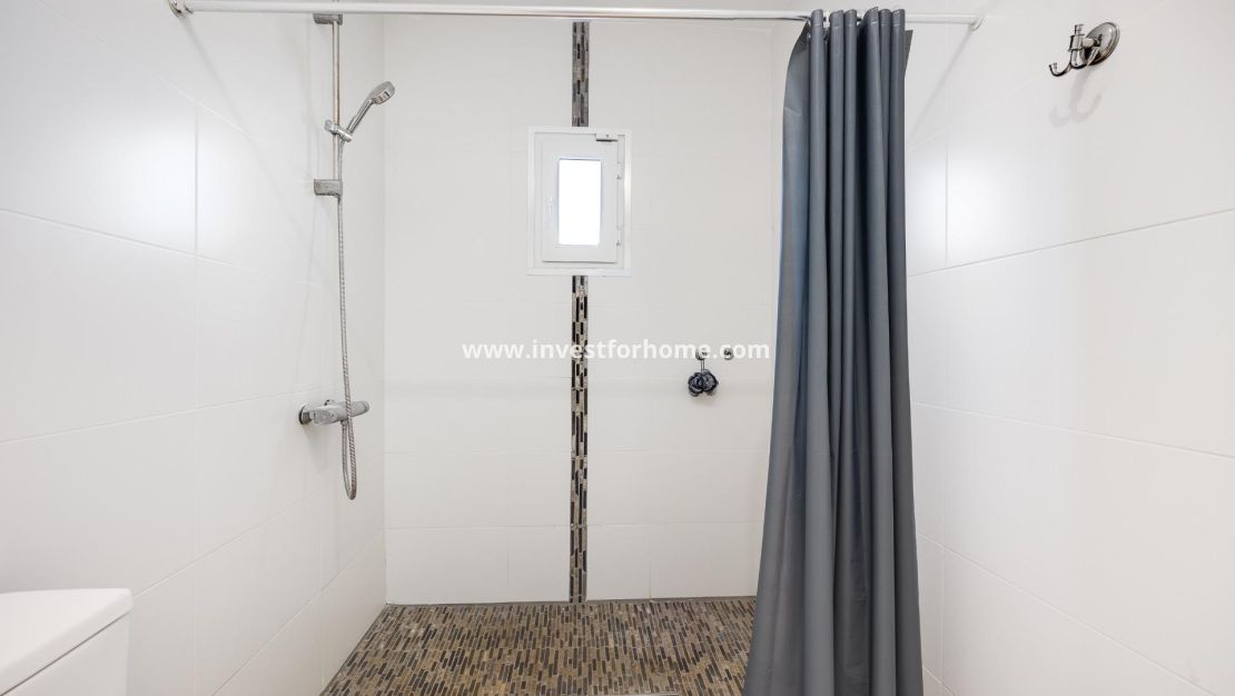 Försäljning - Villa - Torrevieja - aguas nuevas