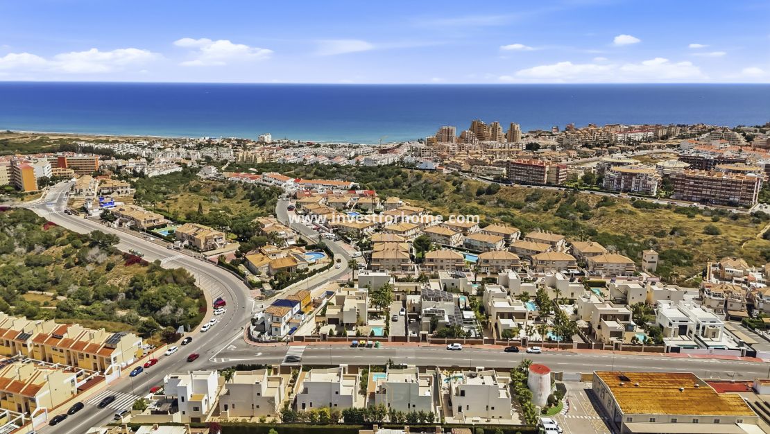 Försäljning - Villa - Torrevieja - aguas nuevas
