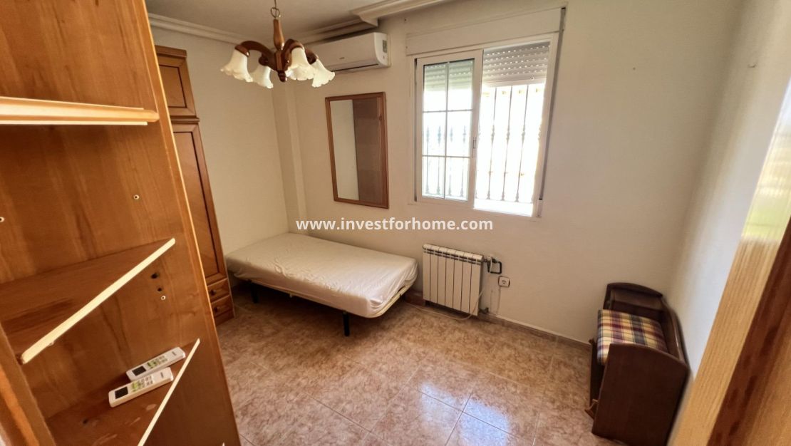 Försäljning - Villa - Torrevieja - aguas nuevas