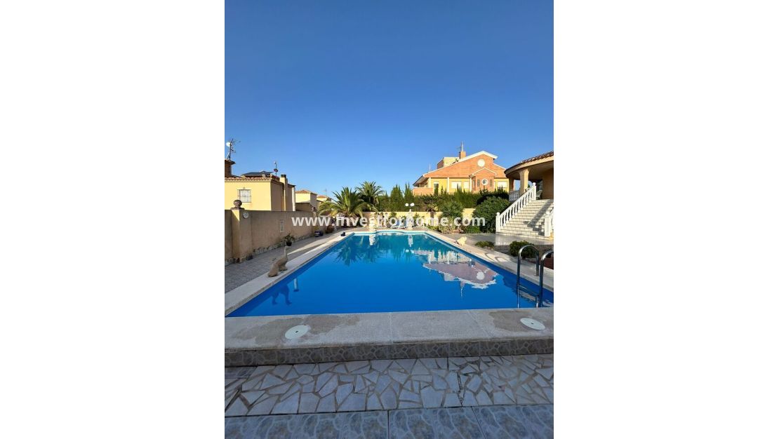 Försäljning - Villa - Torrevieja - aguas nuevas