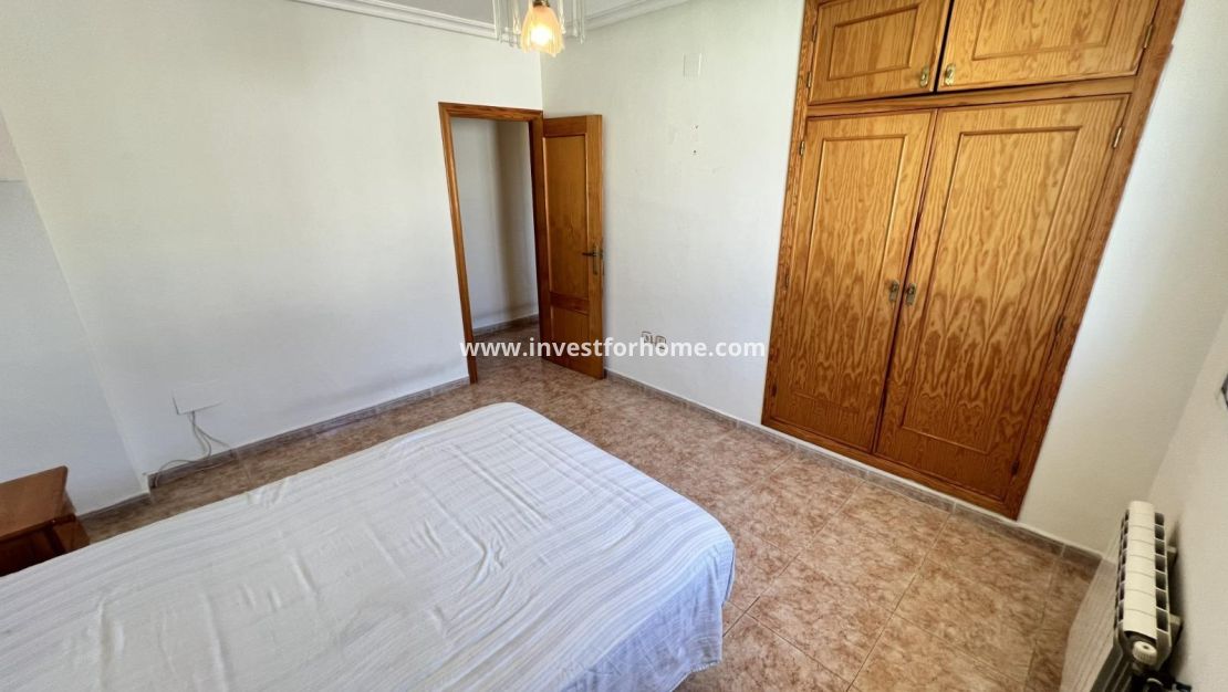 Försäljning - Villa - Torrevieja - aguas nuevas