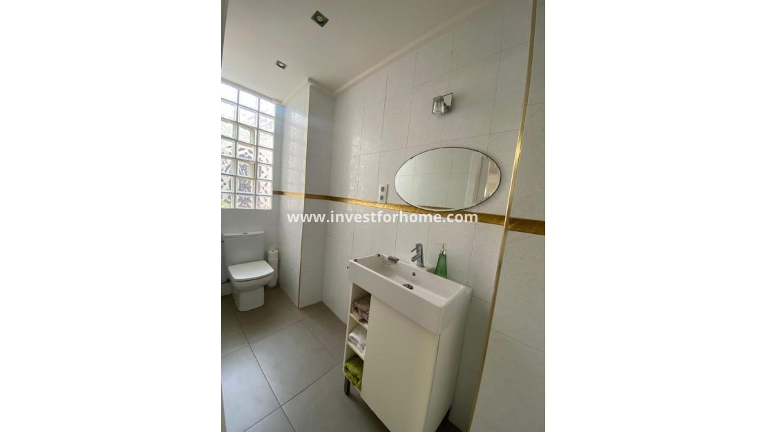 Försäljning - Villa - Torrevieja - Centro - Muelle Pesquero