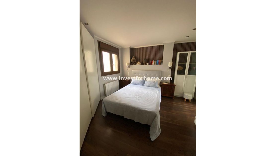 Försäljning - Villa - Torrevieja - Centro - Muelle Pesquero