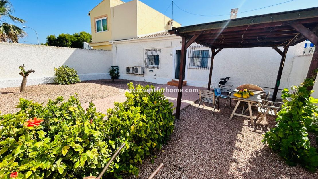 Försäljning - Villa - Torrevieja - Costa Blanca