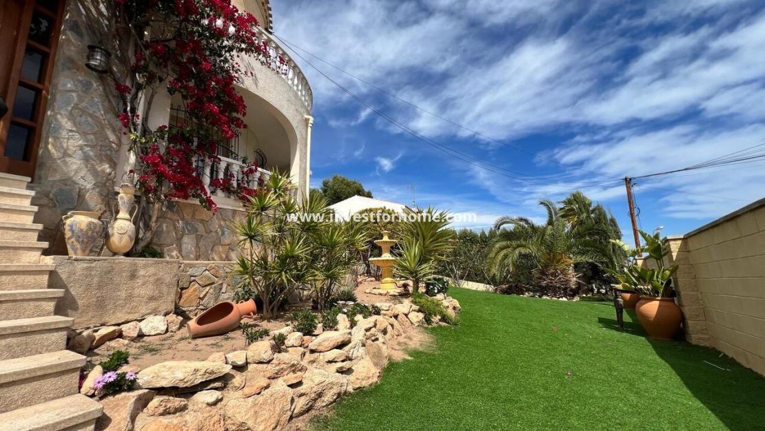 Försäljning - Villa - Torrevieja - Costa Blanca