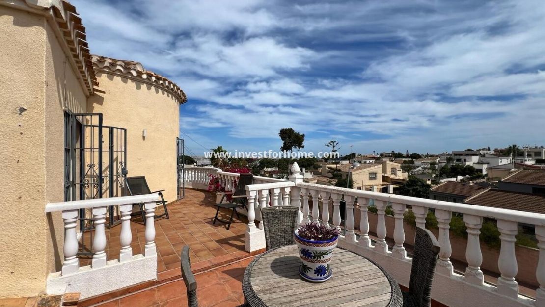 Försäljning - Villa - Torrevieja - Costa Blanca