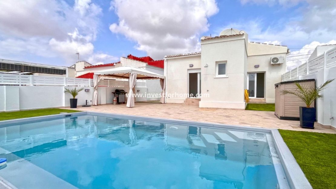 Försäljning - Villa - Torrevieja - Costa Blanca